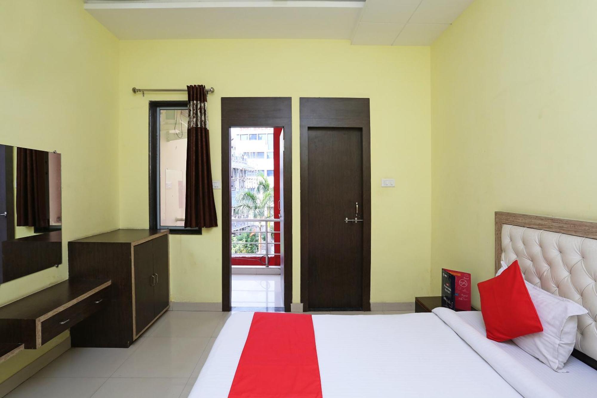 Collection O Hotel Pearl Rāipur Exterior foto